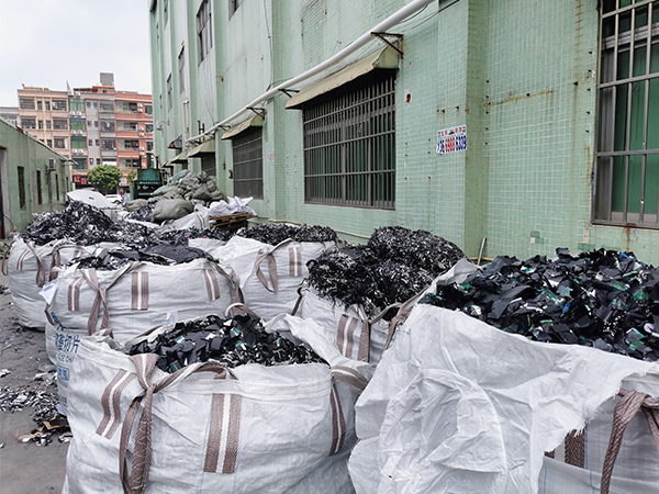廢舊蜜桃AV一区二区高潮久久精品的回收公司 電池片 16年廠家服務周到