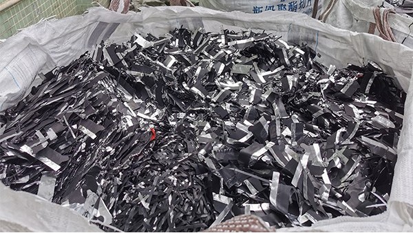 蜜桃AV一区二区高潮久久精品回收行業的前景與未來：新能源汽車快速發展帶來的飛躍